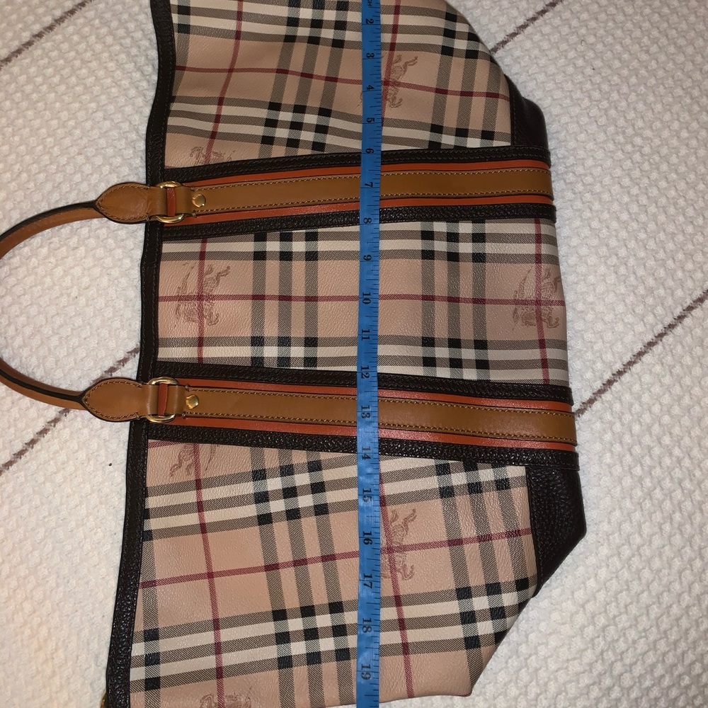 Burberry handbag - Picture 12 of 16